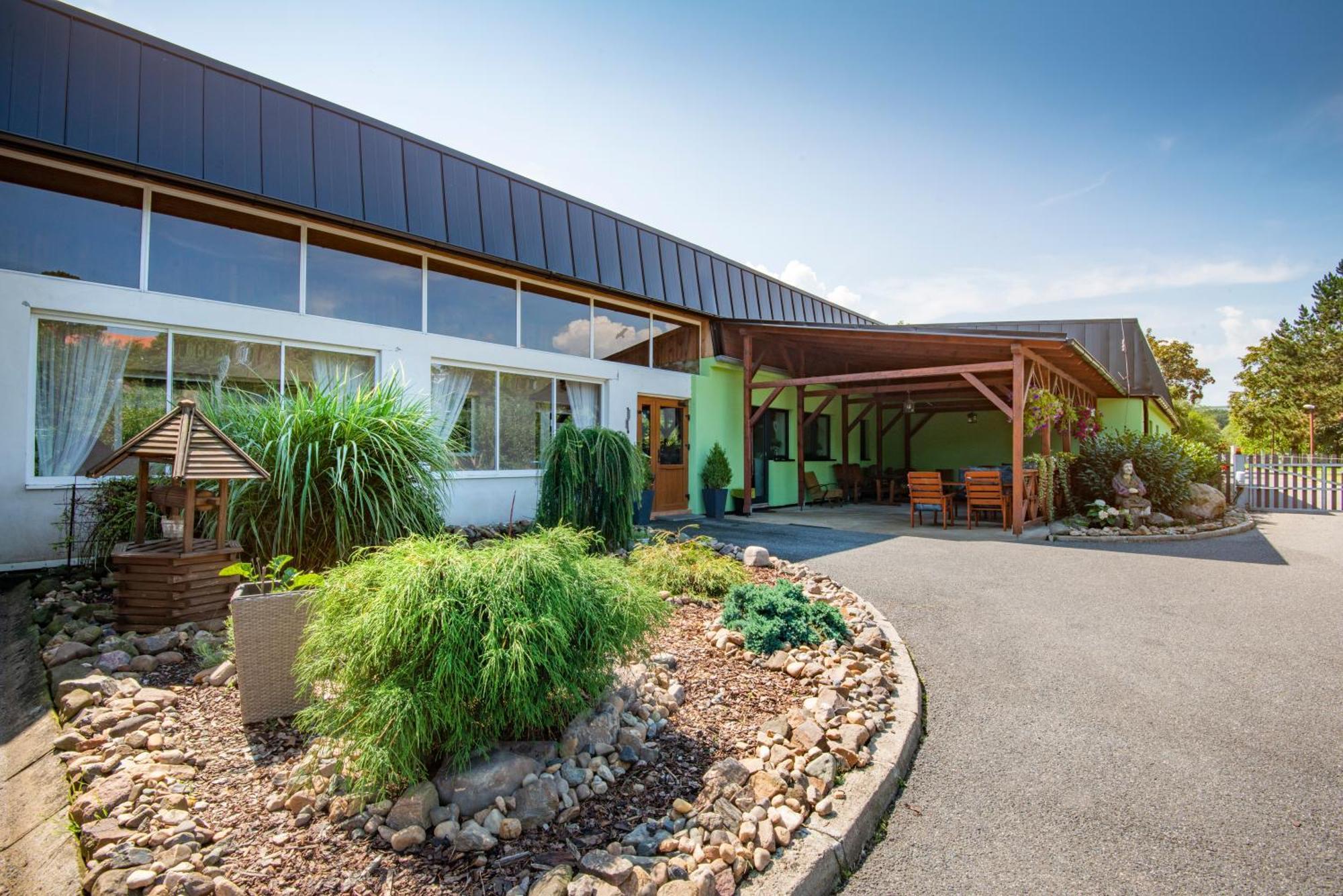 Pension U Jezu Klasterec nad Ohri Exterior photo