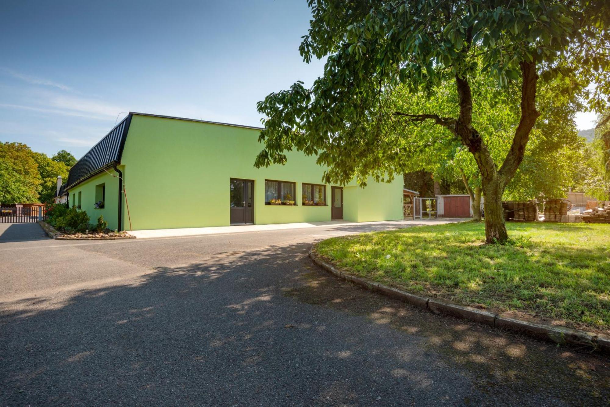 Pension U Jezu Klasterec nad Ohri Exterior photo