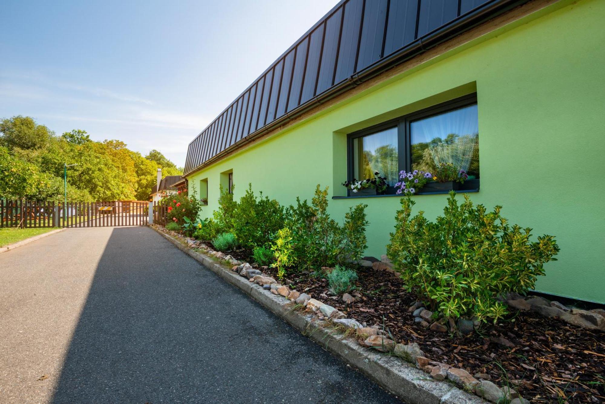 Pension U Jezu Klasterec nad Ohri Exterior photo